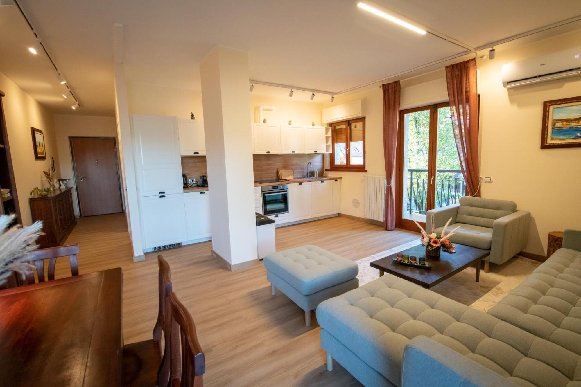 Residenza Lago Sereno ポルト・チェレージオ エクステリア 写真