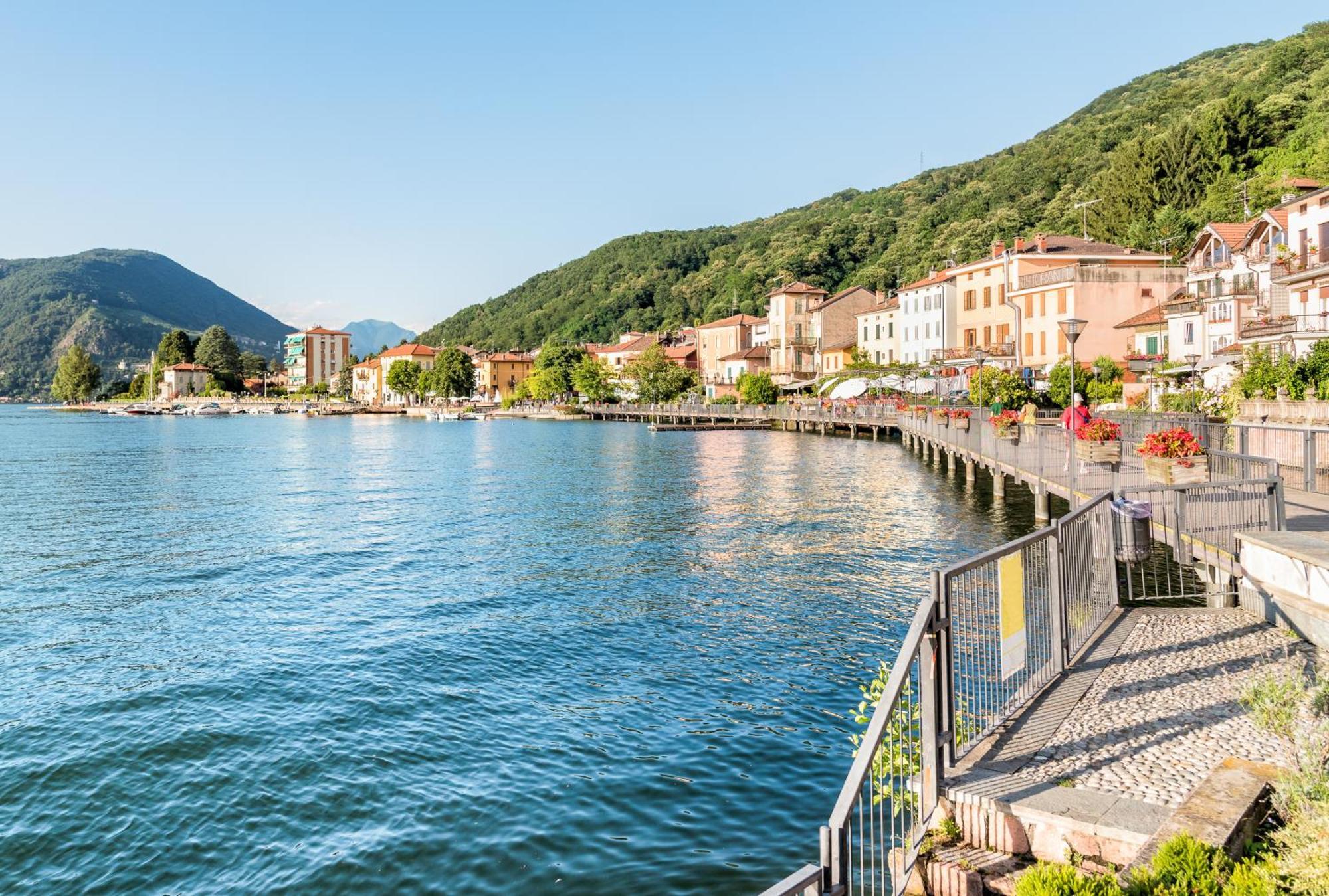 Residenza Lago Sereno ポルト・チェレージオ エクステリア 写真